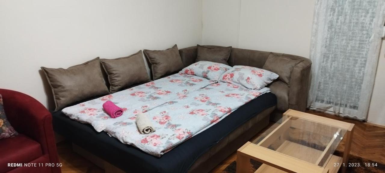 Apartman Lena Aranđelovac Exterior foto