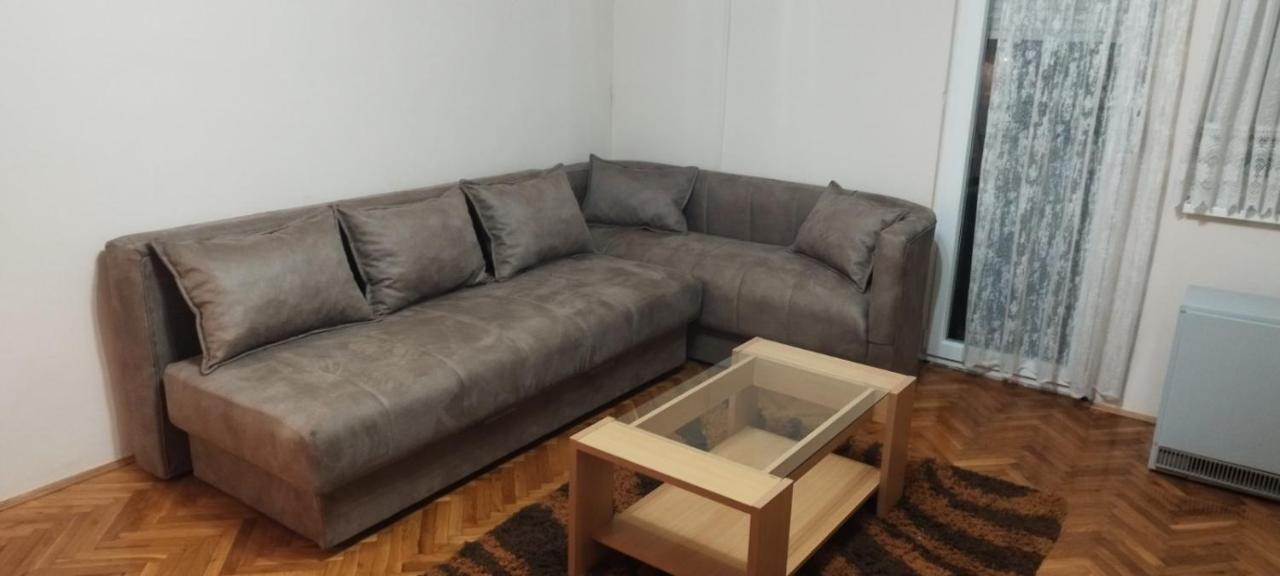 Apartman Lena Aranđelovac Exterior foto