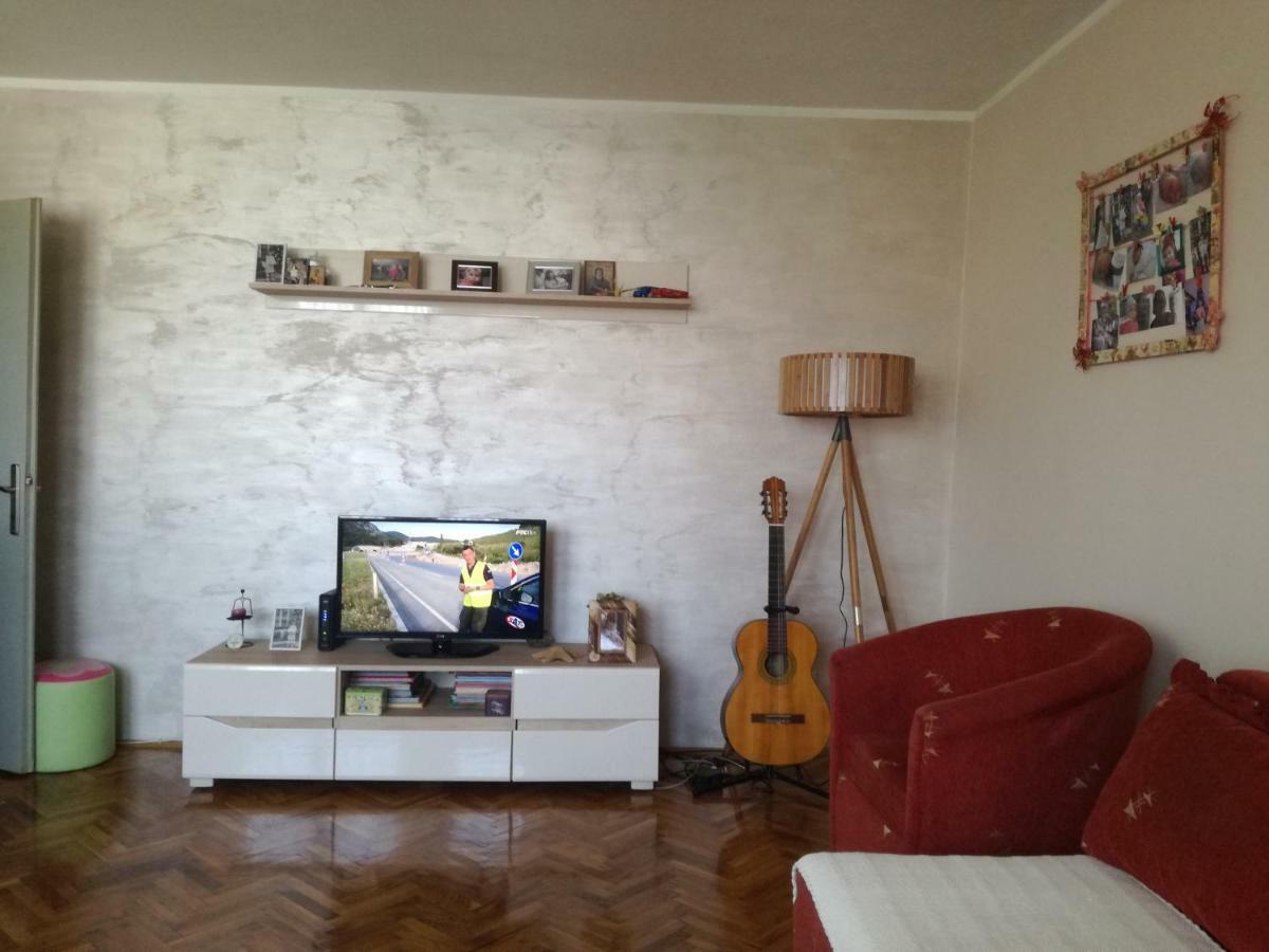 Apartman Lena Aranđelovac Exterior foto